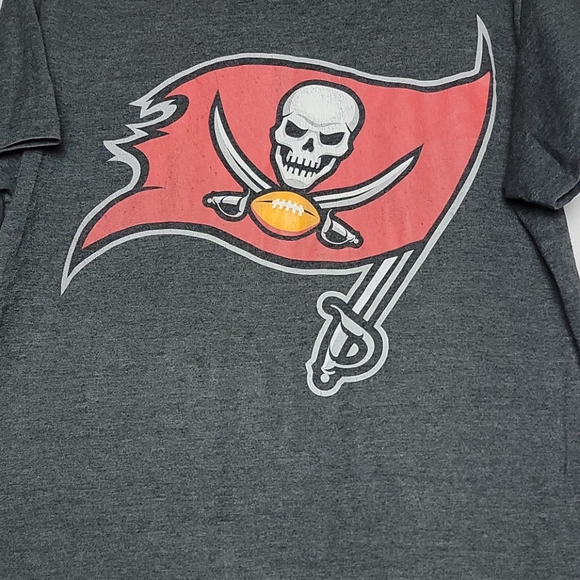 Men's Tampa Bay Buccaneers Shirt - Picture 2 of 4